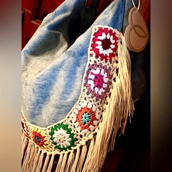 SOLD🔴 New NWT BLUE DENIM HANDCROCHETED BOHEMIAN SHOULDER BAG - Picture 7 of 15